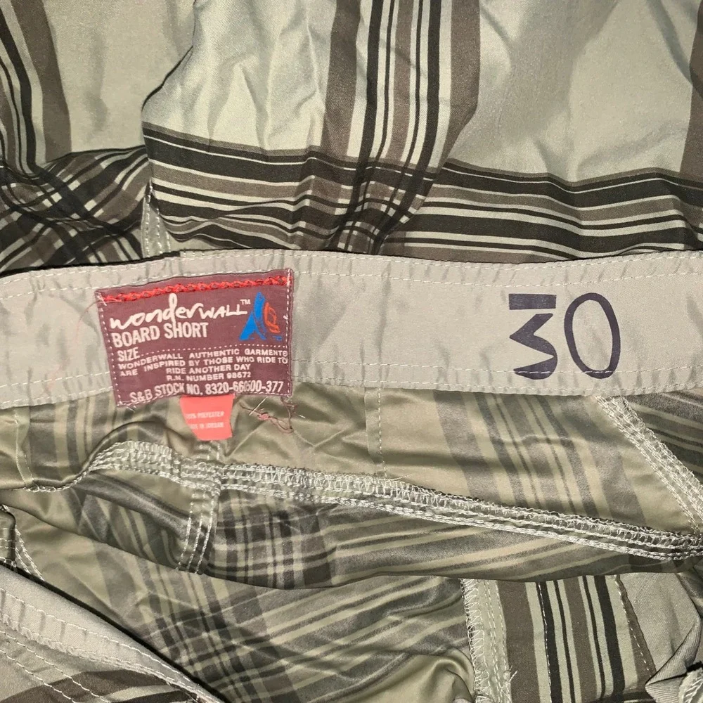 Wonderwall Mens Plaid Board Shorts Size 30 Sage Green Swim Trunks Surf